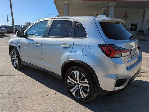 2024 Mitsubishi Outlander Sport SE