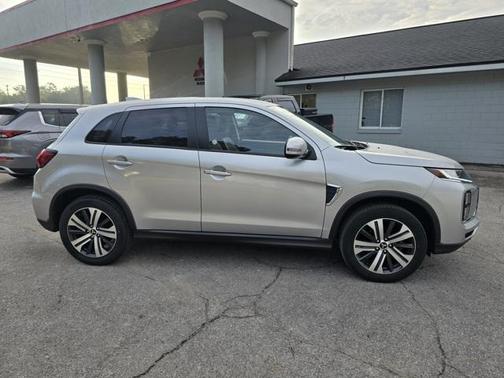 2024 Mitsubishi Outlander Sport SE