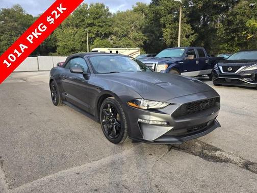 2020 Ford Mustang EcoBoost