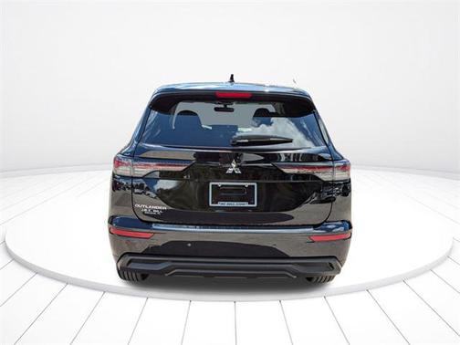 2025 Mitsubishi Outlander ES 2.5 2WD