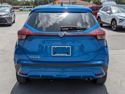2021 Nissan Kicks S