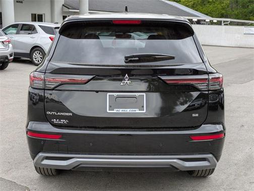 2025 Mitsubishi Outlander SE 2.5 2WD