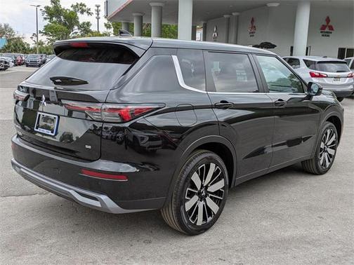 2025 Mitsubishi Outlander SE 2.5 2WD