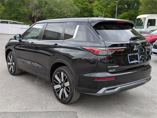 2025 Mitsubishi Outlander SE 2.5 2WD