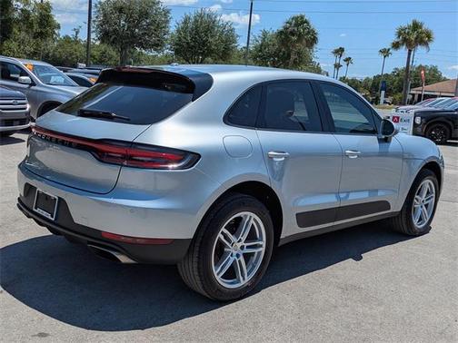 2021 Porsche Macan Base