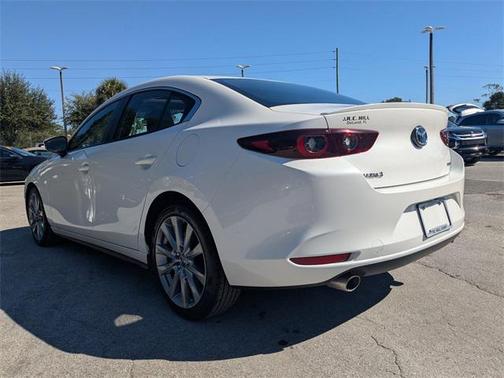2022 Mazda Mazda3 FWD w/Preferred Package