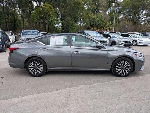 Gun Metallic 2024 Nissan Altima 2.5 SV