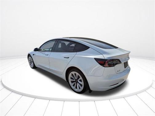 2023 Tesla Model 3 Standard Range