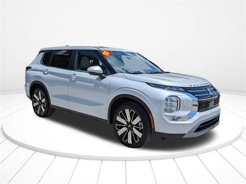 2025 Mitsubishi Outlander SE 2.5 S-AWC