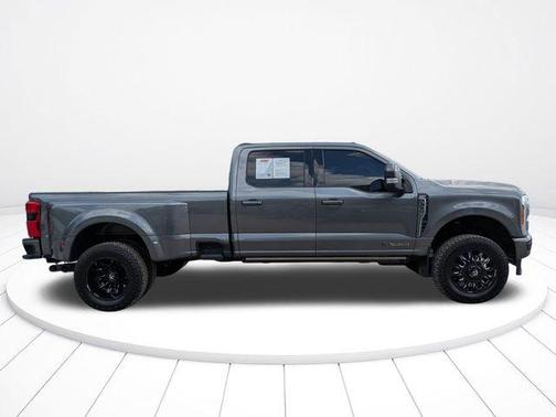 Carbonized Gray Metallic 2023 Ford F-350 Lariat