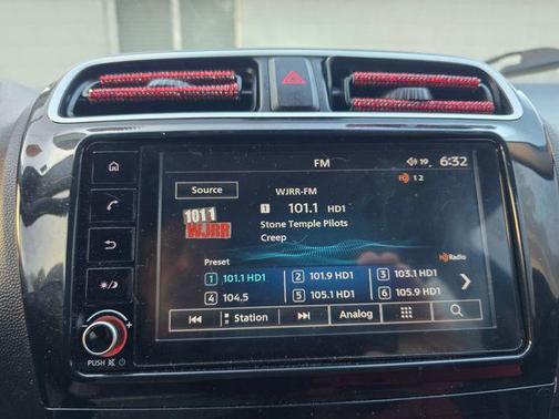 2023 Mitsubishi Mirage SE