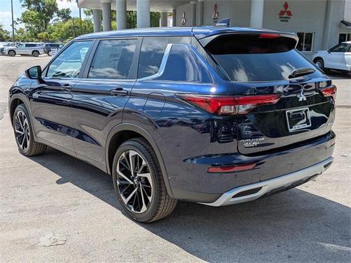 2025 Mitsubishi Outlander PHEV SE S-AWC