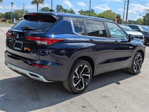 2025 Mitsubishi Outlander PHEV SE S-AWC