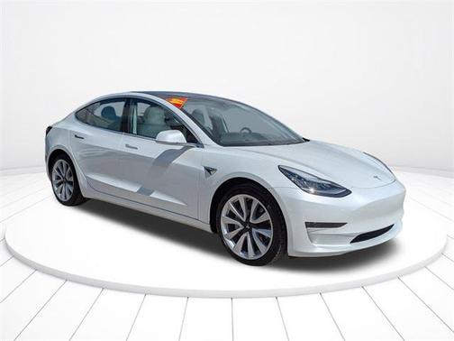 2019 Tesla Model 3 Long Range