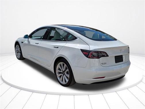 2019 Tesla Model 3 Long Range