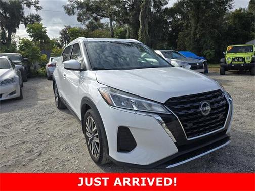 2023 Nissan Kicks SV