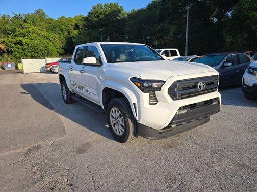 Ice Cap 2024 Toyota Tacoma SR5