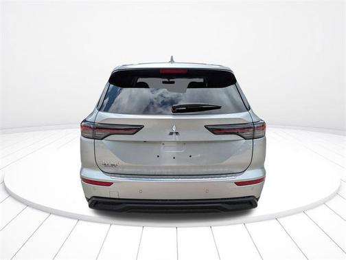 2025 Mitsubishi Outlander ES 2.5 2WD