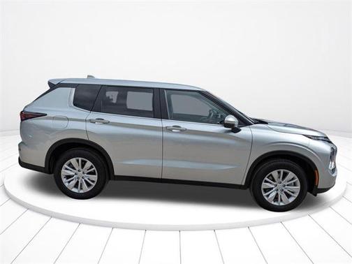 2025 Mitsubishi Outlander ES 2.5 2WD