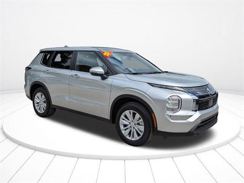 2025 Mitsubishi Outlander ES 2.5 2WD