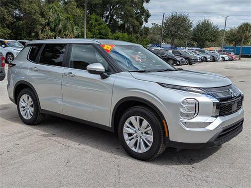 2025 Mitsubishi Outlander ES 2.5 2WD