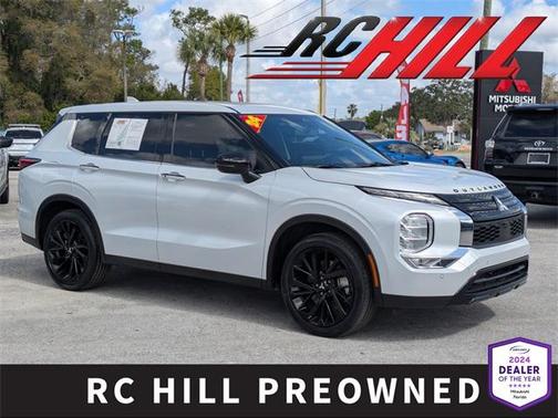 2024 Mitsubishi Outlander SE Black Edition w/Pano Roof S-AWC