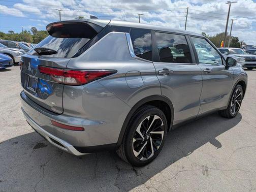 2024 Mitsubishi Outlander SE 2.5 S-AWC