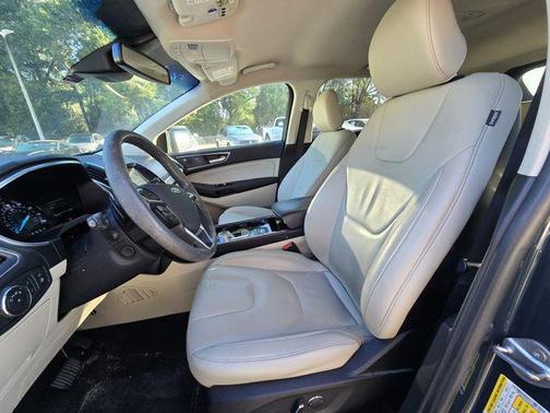 Sea Green 2019 Ford Edge Titanium