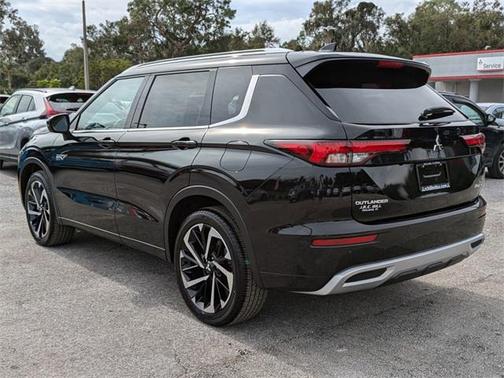 2025 Mitsubishi Outlander PHEV SEL