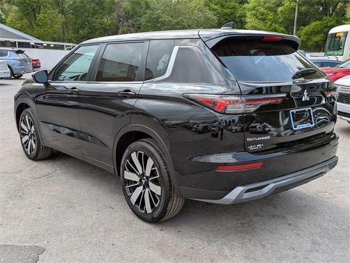 2025 Mitsubishi Outlander SE 2.5 2WD