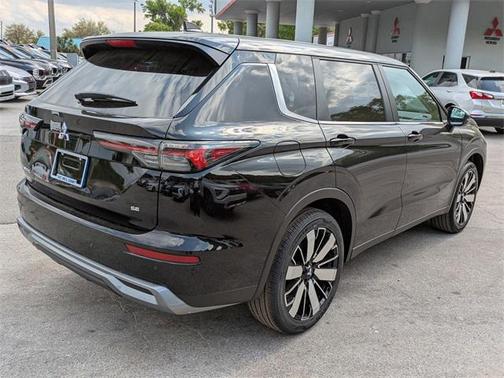 2025 Mitsubishi Outlander SE 2.5 2WD