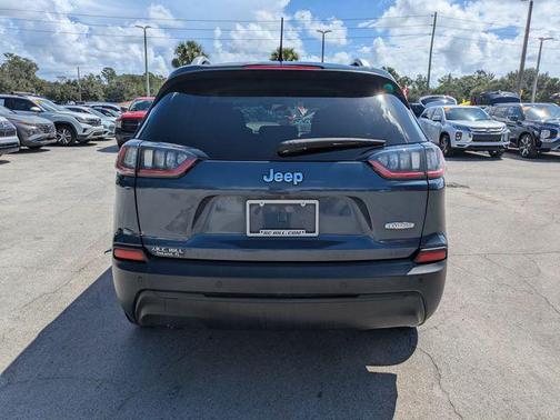 Slate Blue Pearlcoat 2020 Jeep Cherokee Latitude