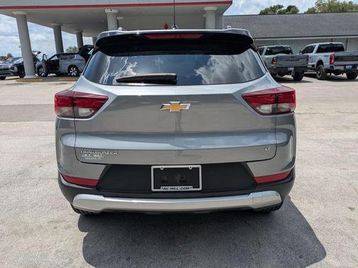 Sterling Gray Metallic 2025 Chevrolet Trailblazer LT