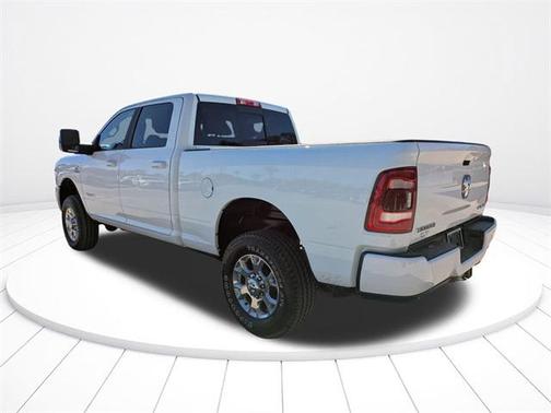 2024 RAM 2500 Laramie Crew Cab 4x4 6'4' Box