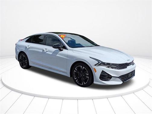 2022 Kia K5 GT-Line