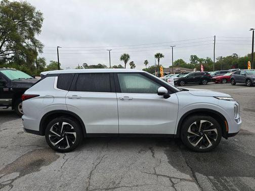2024 Mitsubishi Outlander SE 2.5 2WD