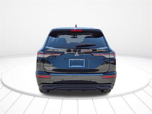 2025 Mitsubishi Outlander ES 2.5 2WD