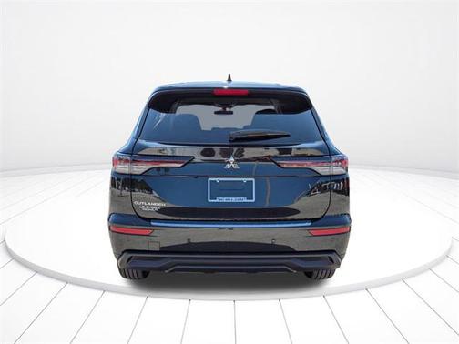 2025 Mitsubishi Outlander ES 2.5 2WD