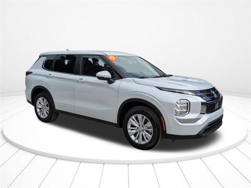 2025 Mitsubishi Outlander ES 2.5 2WD