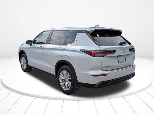 2025 Mitsubishi Outlander ES 2.5 2WD