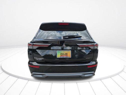 Black Diamond/Alloy Silver Roof 2025 Mitsubishi Outlander SEL S-AWC