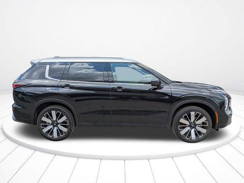 Black Diamond/Alloy Silver Roof 2025 Mitsubishi Outlander SEL S-AWC