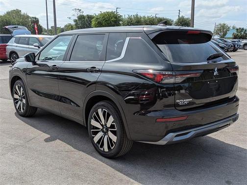 2025 Mitsubishi Outlander SE 2.5 2WD