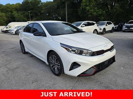 Snow White Pearl 2024 Kia Forte GT-Line