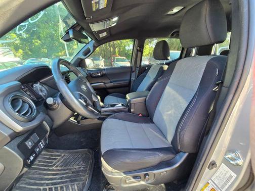 Cement 2021 Toyota Tacoma TRD Sport