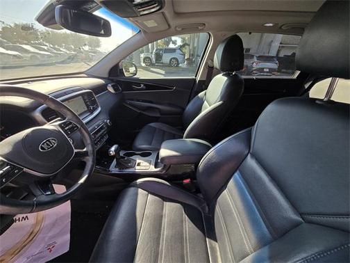 2019 Kia Sorento SX