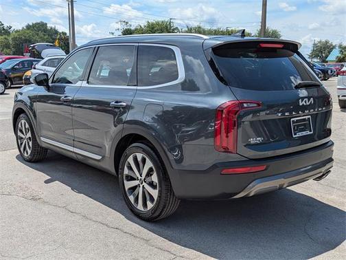 2022 Kia Telluride S