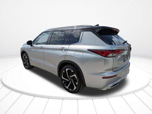 Alloy Silver Metallic W/ Black Roof 2025 Mitsubishi Outlander PHEV SEL