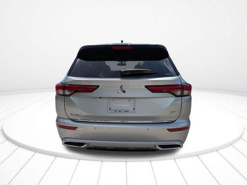 Alloy Silver Metallic W/ Black Roof 2025 Mitsubishi Outlander PHEV SEL