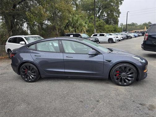 2023 Tesla Model 3 Performance